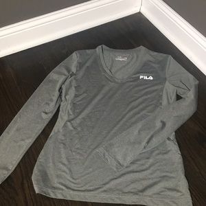 Women’s FILA athletic log sleeve shirt